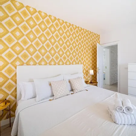 Casa Cuestas * Tías