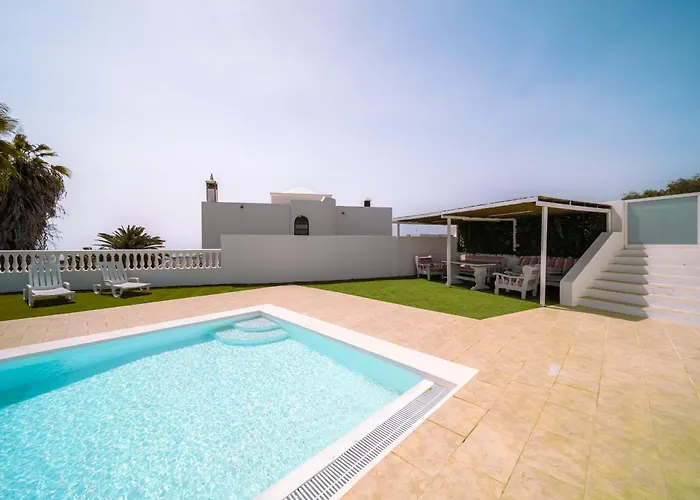 Casa Cuestas *