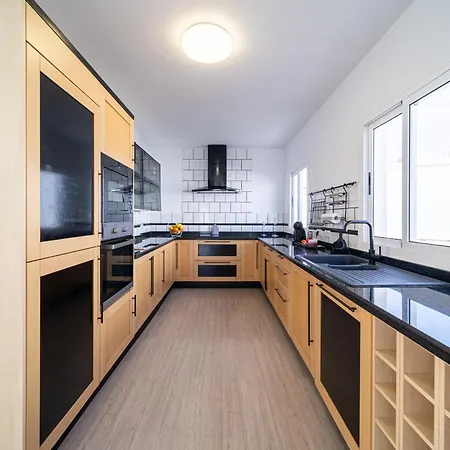 Casa Cuestas Feriehus Tías
